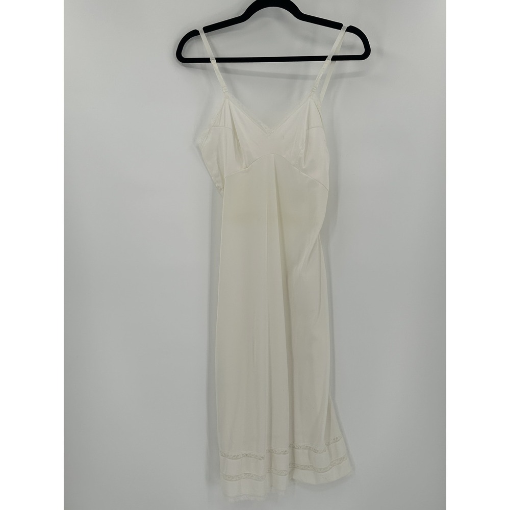 Vintage JCPenney Full Slip Womens‎ 34 Nylon Lace Trim Lingerie Dress 70s USA